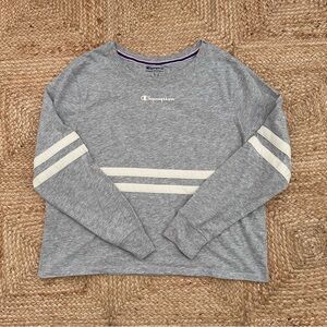 Champion Cropped Gray Long Sleeve Shirt